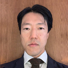 栗田佳泰 教授